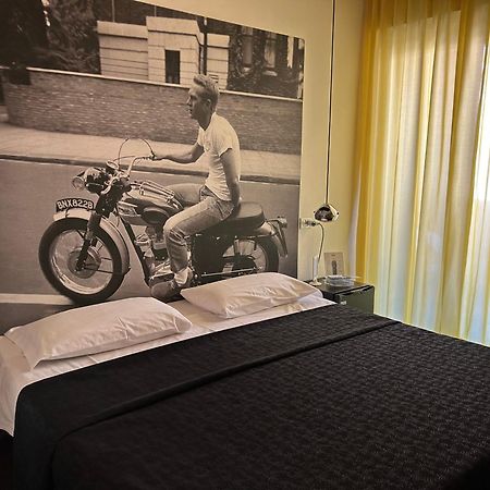 Hotel Perla - The Storyhoteller Riccione Eksteriør billede