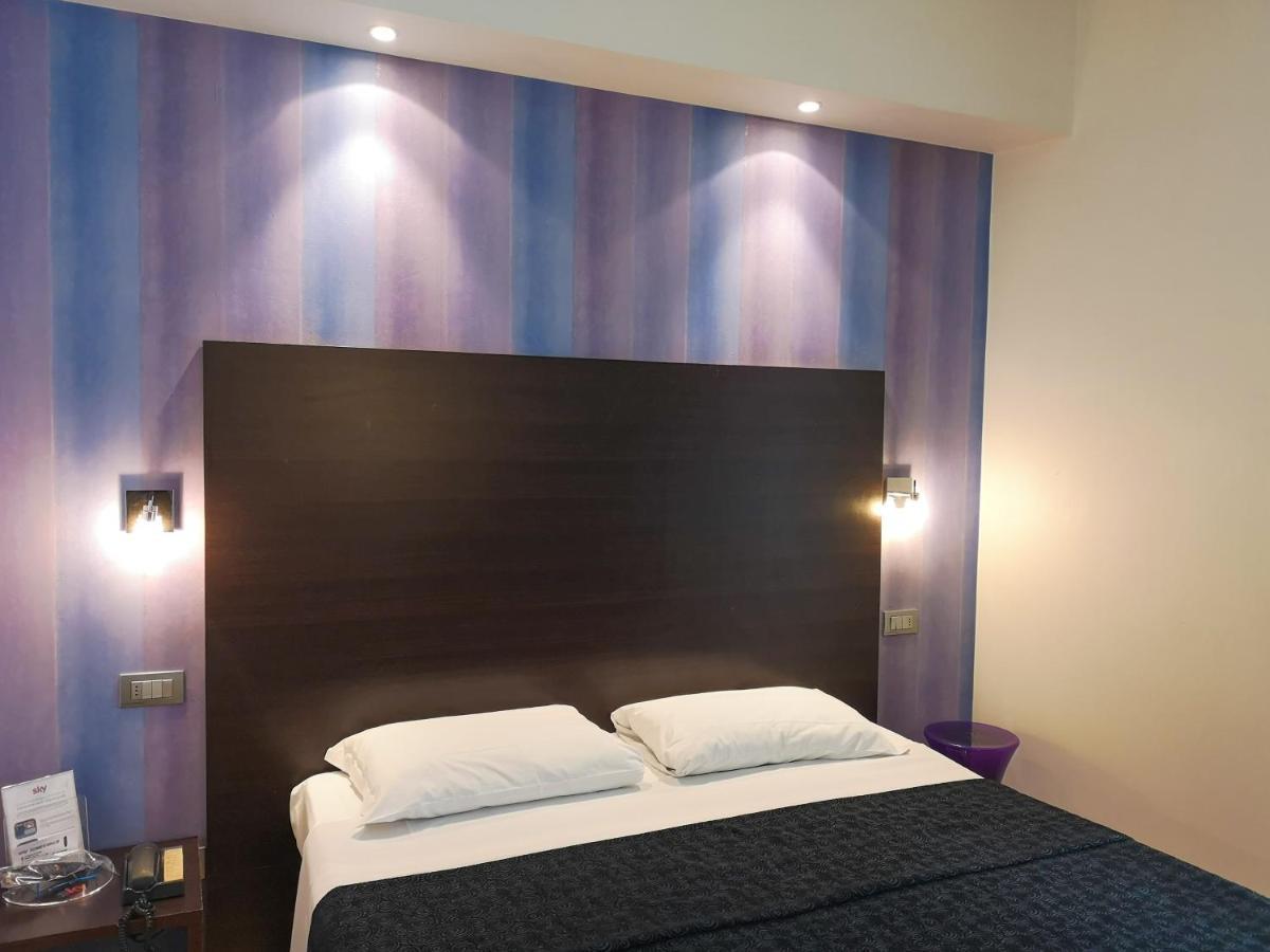 Hotel Perla - The Storyhoteller Riccione Eksteriør billede
