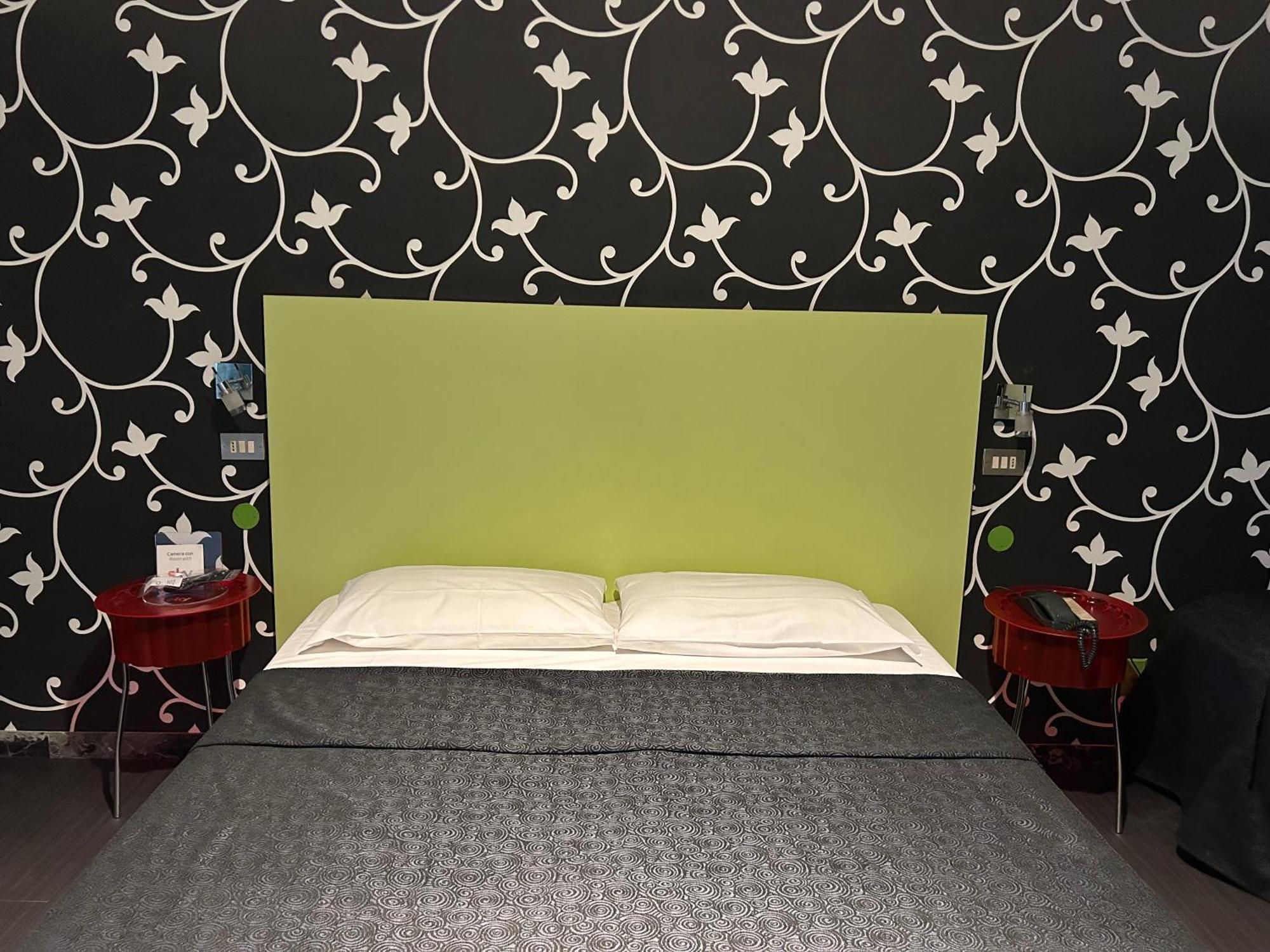 Hotel Perla - The Storyhoteller Riccione Eksteriør billede