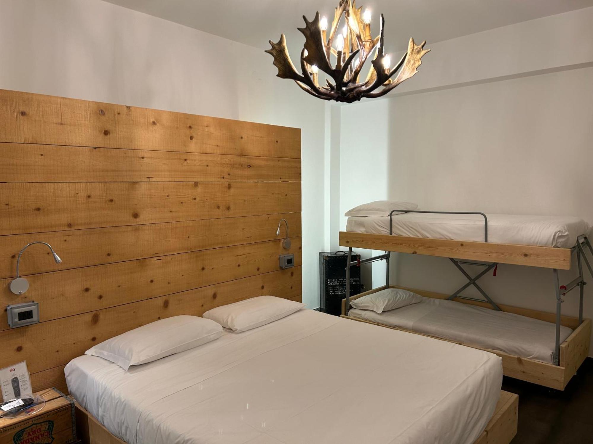 Hotel Perla - The Storyhoteller Riccione Eksteriør billede